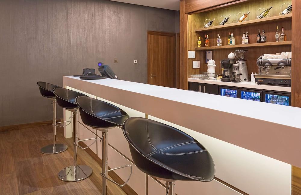 Hampton By Hilton Samsun Hotell Exteriör bild