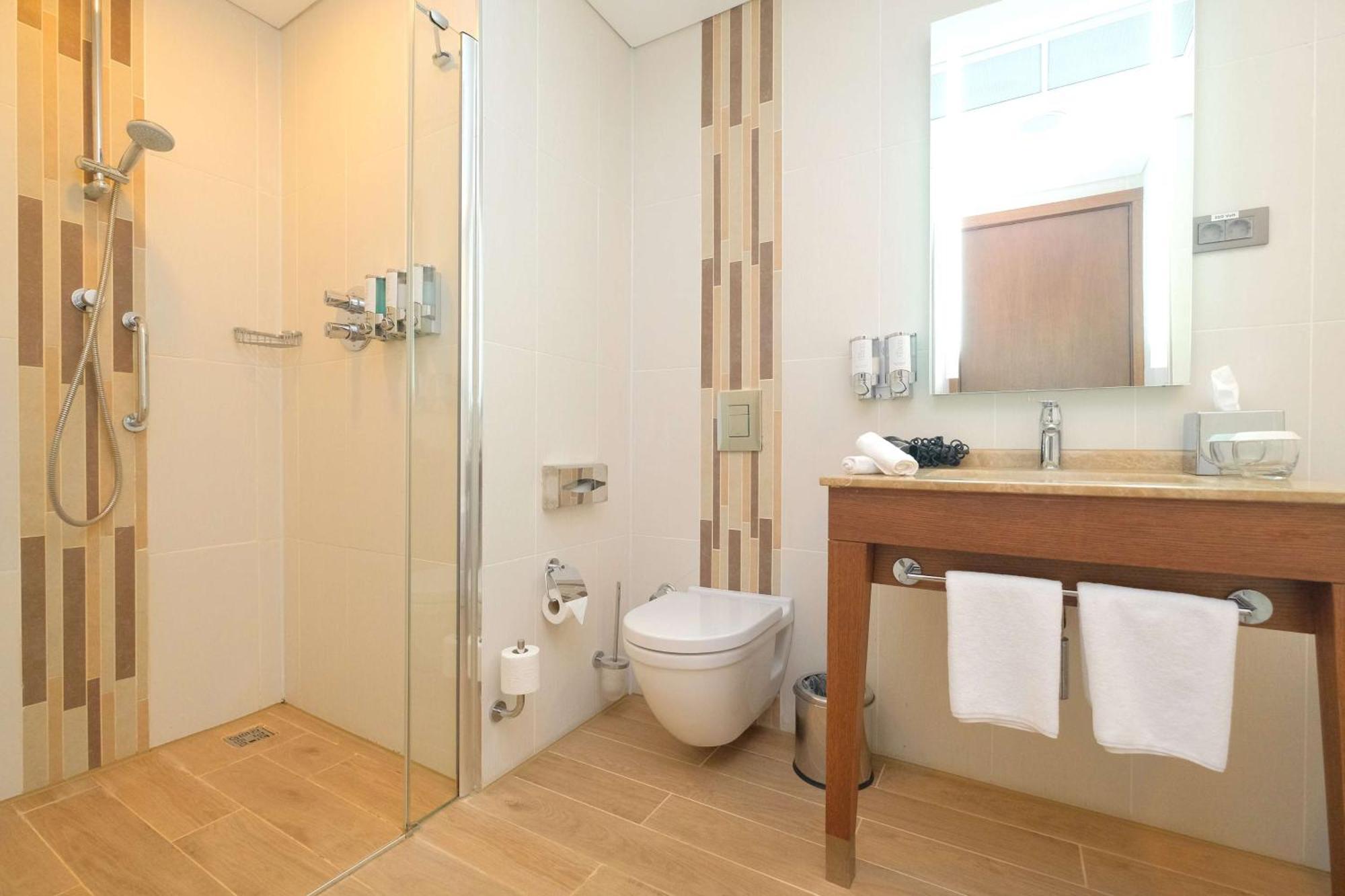 Hampton By Hilton Samsun Hotell Exteriör bild