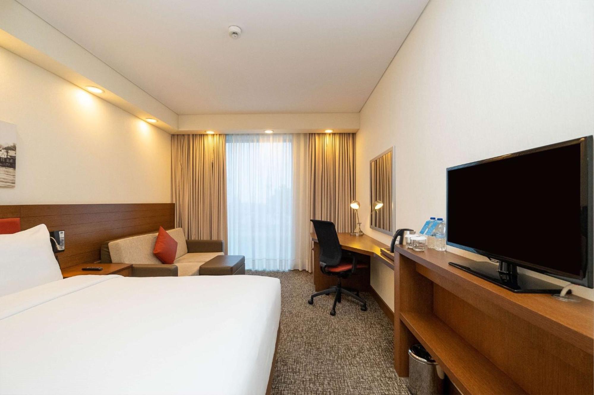 Hampton By Hilton Samsun Hotell Exteriör bild