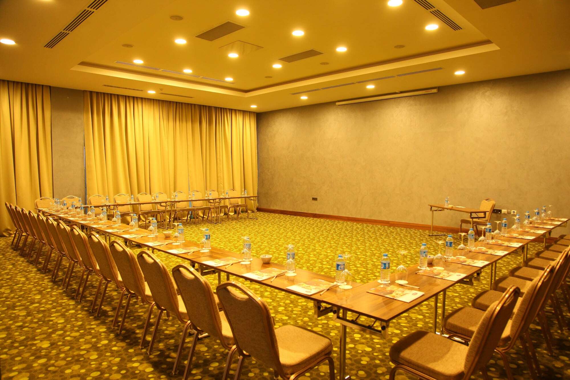 Hampton By Hilton Samsun Hotell Exteriör bild